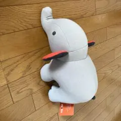 Yogibo Mate Elephant ぬいぐるみのサムネイル