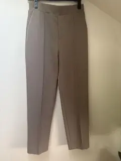 未使用タグ付き⭐︎AKRIS ウールパンツ DE38サイズ ブラウン系 - メルカリ