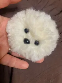 ふわふわビションフリーゼブローチ