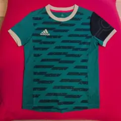 adidas　アディダス　Tシャツ キッズ150