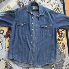 デニムシャツ