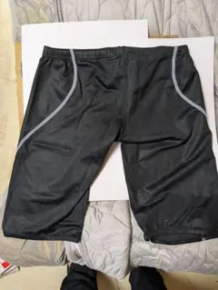 ミズノメンズLサイズ水着