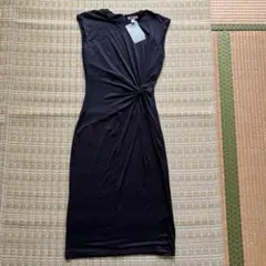 最終日セール新品タグ付 H&M ツイスト タイトワンピース 黒 XS
