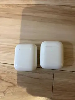 s*4様 【ジャンク】AirPods本体 ホワイト 充電ケース付き