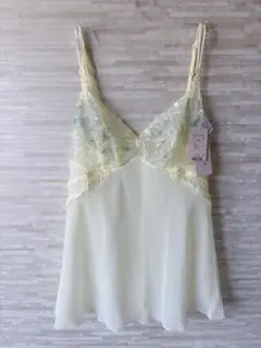 90」トリンプ フロラーレ514 サンパラソルの花 キャミソール定価11550円