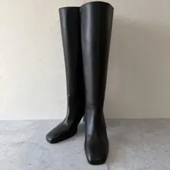 Item thumbnail for item 8d10c52d-43de-4c72-a81c-46fa71e9311a