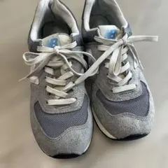 New Balance 574 グレー スニーカーのサムネイル