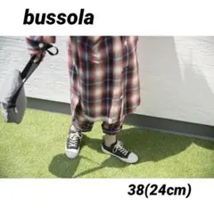 完売品☆bussola ブソラ 本革 レザースニーカー ブラック38(24cm)のサムネイル