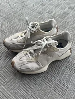 【人気色】ニューバランス 327 ベージュ スニーカー 23cm