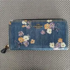 COACH 花柄デニム長財布