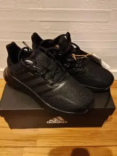 アディダス　シューズ　子供　野球　サッカー