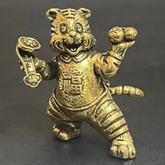 KM083 置物 虎 とら 真鍮 縁起物 干支 寅 福 ブラス 置き物 タイガーのサムネイル
