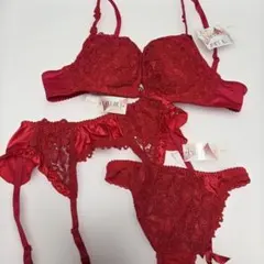 himicoレース装飾 赤 ブラジャーショーツガーターセットC75/M