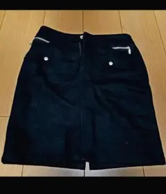 黒　スカート♥️