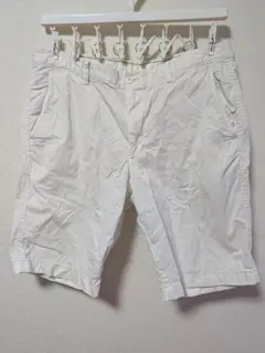 中古UNIQLOメンズホワイト ショートパンツ バックポケット付き