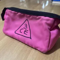 3CE ポーチ ピンク ロゴ入りのサムネイル