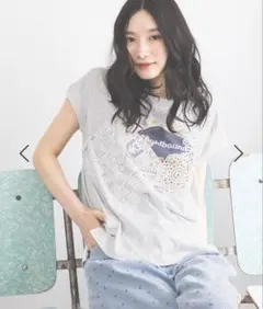 niko and…　ヴィンテージグラフィックレースTシャツ　オートミール　M