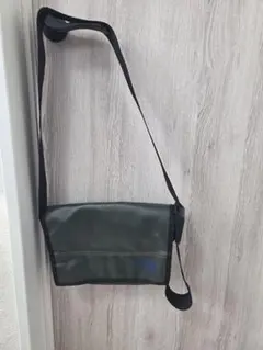 Item thumbnail for item 70feb54d-ff23-4665-828a-ff22aada8992