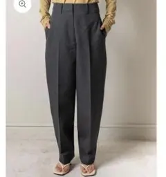 美品　digne テーパード　スラックス　0 定価¥27500