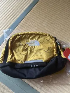 【未使用・タグ付き】THE NORTH FACE Roo ショルダーバッグ
