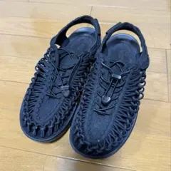 KEEN UNEEK サンダルのサムネイル