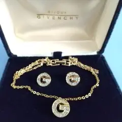 GIVENCHY Gロゴ ネックレス・イヤリングセット