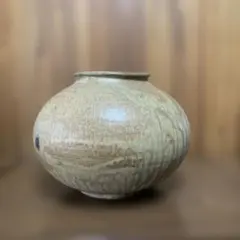 最終お値下げ‼️陶器 丸型花瓶 ベージュ