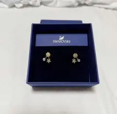 SWAROVSKI 星花 ゴールド ピアス