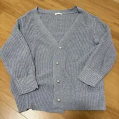 グレー ニットカーディガン ハートボタン