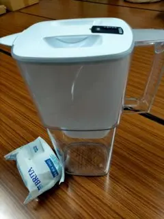 BRITA ポット型浄水器 本体 MAXTRA PRO付のサムネイル