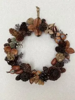 ハンドメイド　木の実リース