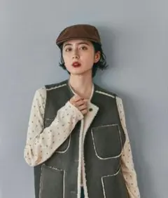 ポケット付きグレーのベスト サイズFREE