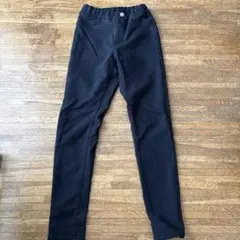 GU 黒 あったか素材　長ズボン 140サイズ