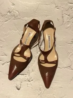 Manolo Blahnik パンプス ブラウン 37のサムネイル