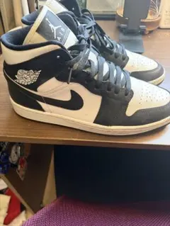 Nike Air Jordan 1 ブラック/ホワイト