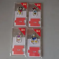 ディズニー　アクリルスタンド 4個