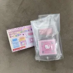サンリオローラー付き消しゴム風キーホルダー　ハローキティ
