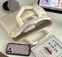 Item thumbnail for item b16e27a9-7db1-4727-8213-a3dbc8b59901