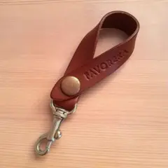 FAVOREKA ナスカンチャームホルダー 美品　本革