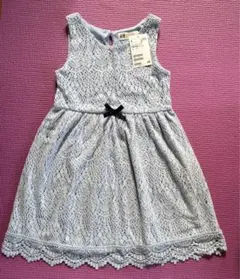 未使用品　H&M 110/116  水色ワンピース