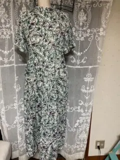 スコットクラブ　　素材良コットン100シャツワンピース