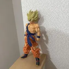ドラゴンボール 超サイヤ人 孫悟空 オムニバスフィギュアのサムネイル