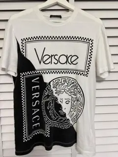 ヴェルサーチ　メンズTシャツのサムネイル