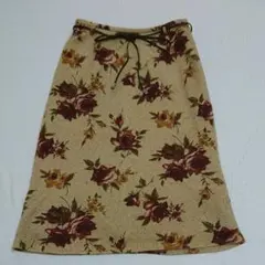 シャンティーヌ  フレアスカート 花柄 茶色 薔薇 ひざ丈 ベージュ