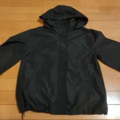 ウィンドブレーカー マウンテンパーカー