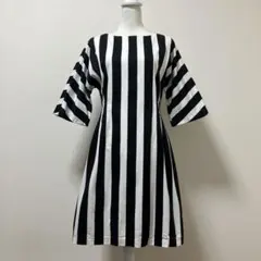 マリメッコ　ストライプ　ワンピース　春　夏　モノトーン　ブラック　黒　ホワイト