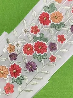 半襟　刺繍　花　成人式のサムネイル