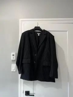 H&M ブラックストライプ テーラードジャケット