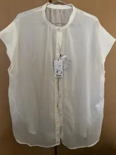 アイボリー 半袖シースルーシャツ