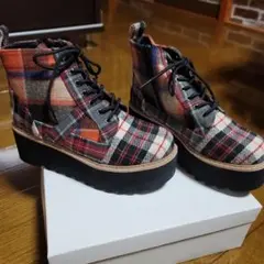 新品！あしながおじさん。 チェック柄 厚底ハイカットブーツ